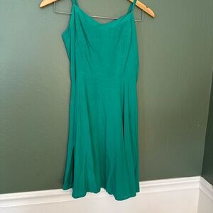 🌿 Old Navy Emerald Green Fit & Flare Sundress - Size Small Petite